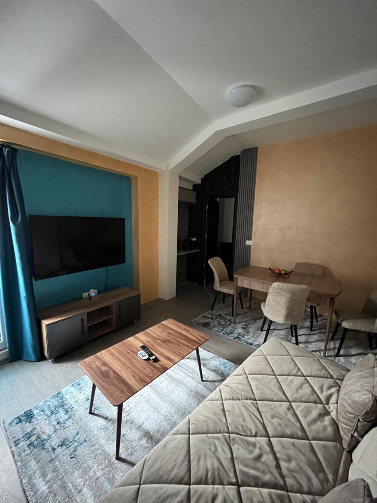 Square Vanilla Apartments Скопие Екстериор снимка