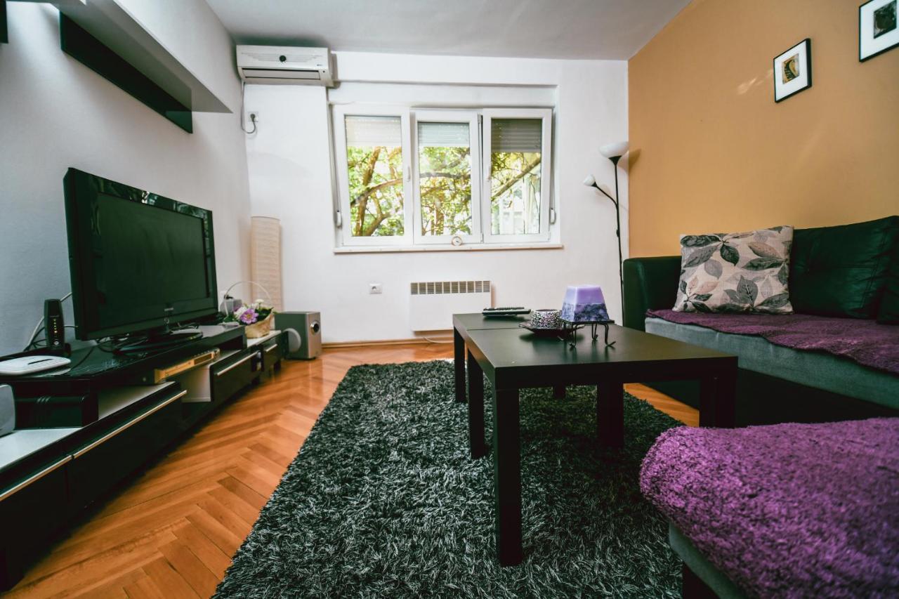 Square Vanilla Apartments Скопие Екстериор снимка