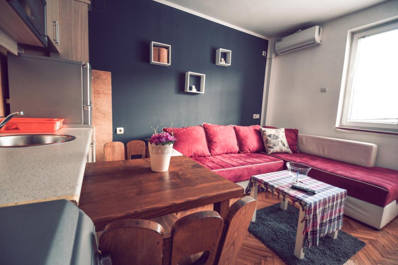 Square Vanilla Apartments Скопие Екстериор снимка