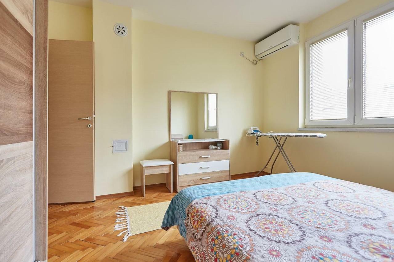 Square Vanilla Apartments Скопие Екстериор снимка